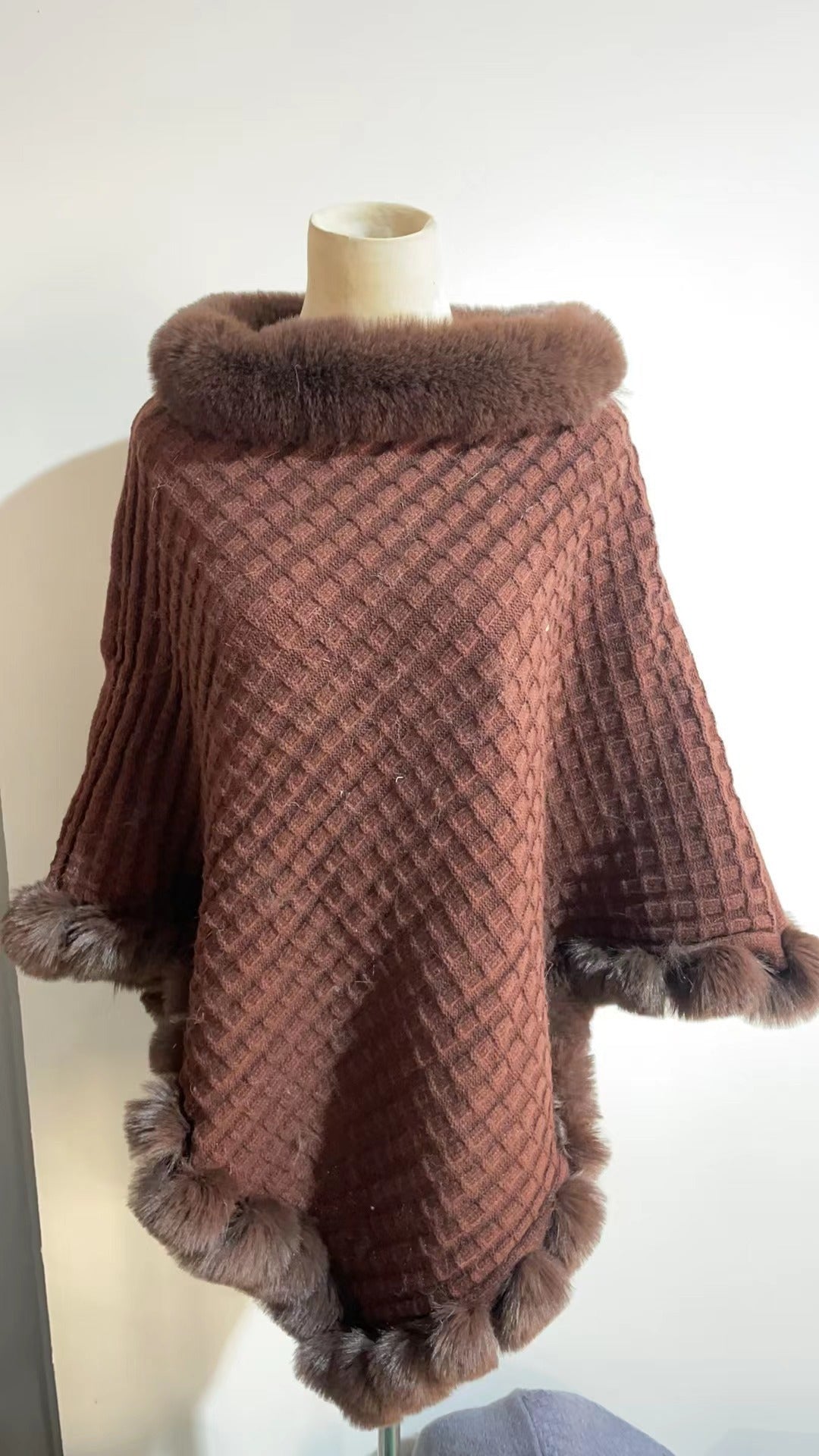 Rex Rabbit Fur Collar Shawl Cape Luxury Fur